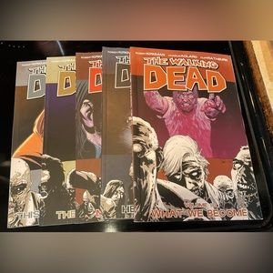 Walking Dead: comic book set of 5 volumes 6 thou 10 We do not ship over 5lbs.